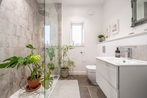 Downstairs shower room- click for photo gallery